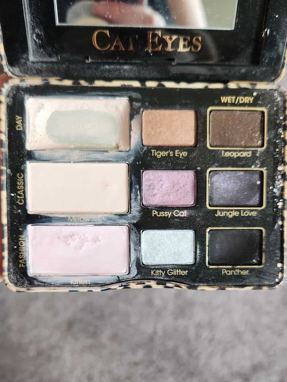 Too Faced Cat Eyes Eyeshadow Palette